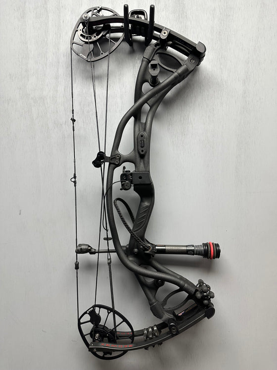 Hoyt Carbon RX-4